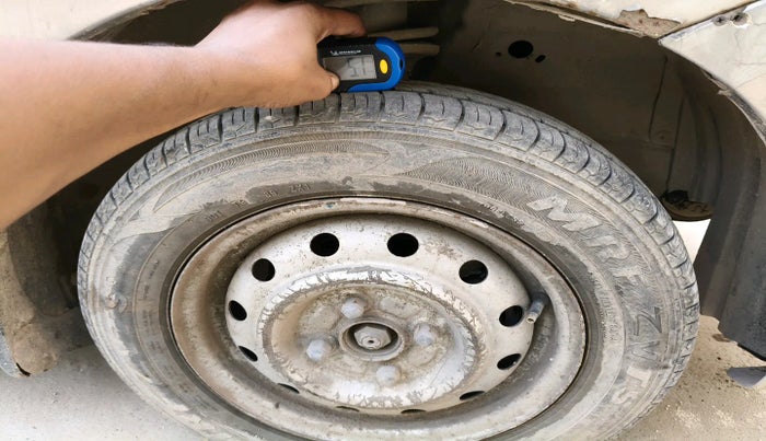 2012 Maruti Wagon R 1.0 LXI, Petrol, Manual, 1,08,205 km, tyre