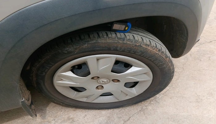 2020 Renault Kwid RXL, Petrol, Manual, 32,718 km, tyre