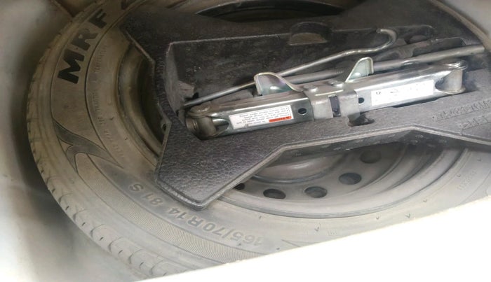 2017 Maruti Celerio ZXI (O), Petrol, Manual, 2,05,268 km, tyre