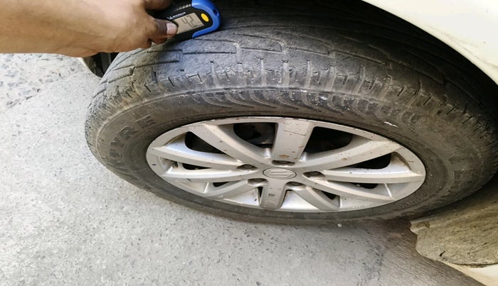 2010 Maruti SX4 ZXI, Petrol, Manual, 91,190 km, tyre