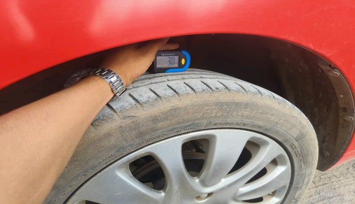 2016 Maruti Baleno ZETA PETROL 1.2, Petrol, Manual, 63,910 km, tyre