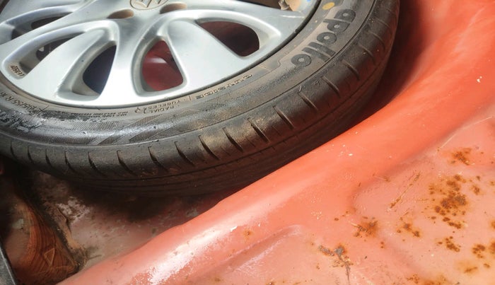 2016 Maruti Baleno ZETA PETROL 1.2, Petrol, Manual, 63,910 km, tyre