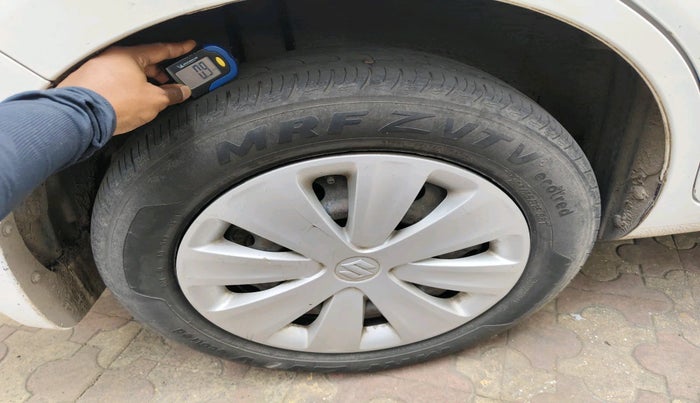 2016 Maruti Ertiga VXI CNG, Petrol, Manual, 1,04,702 km, tyre