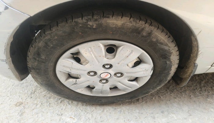 2011 Hyundai i10 ERA 1.1 LPG, Petrol, Manual, 76,780 km, tyre