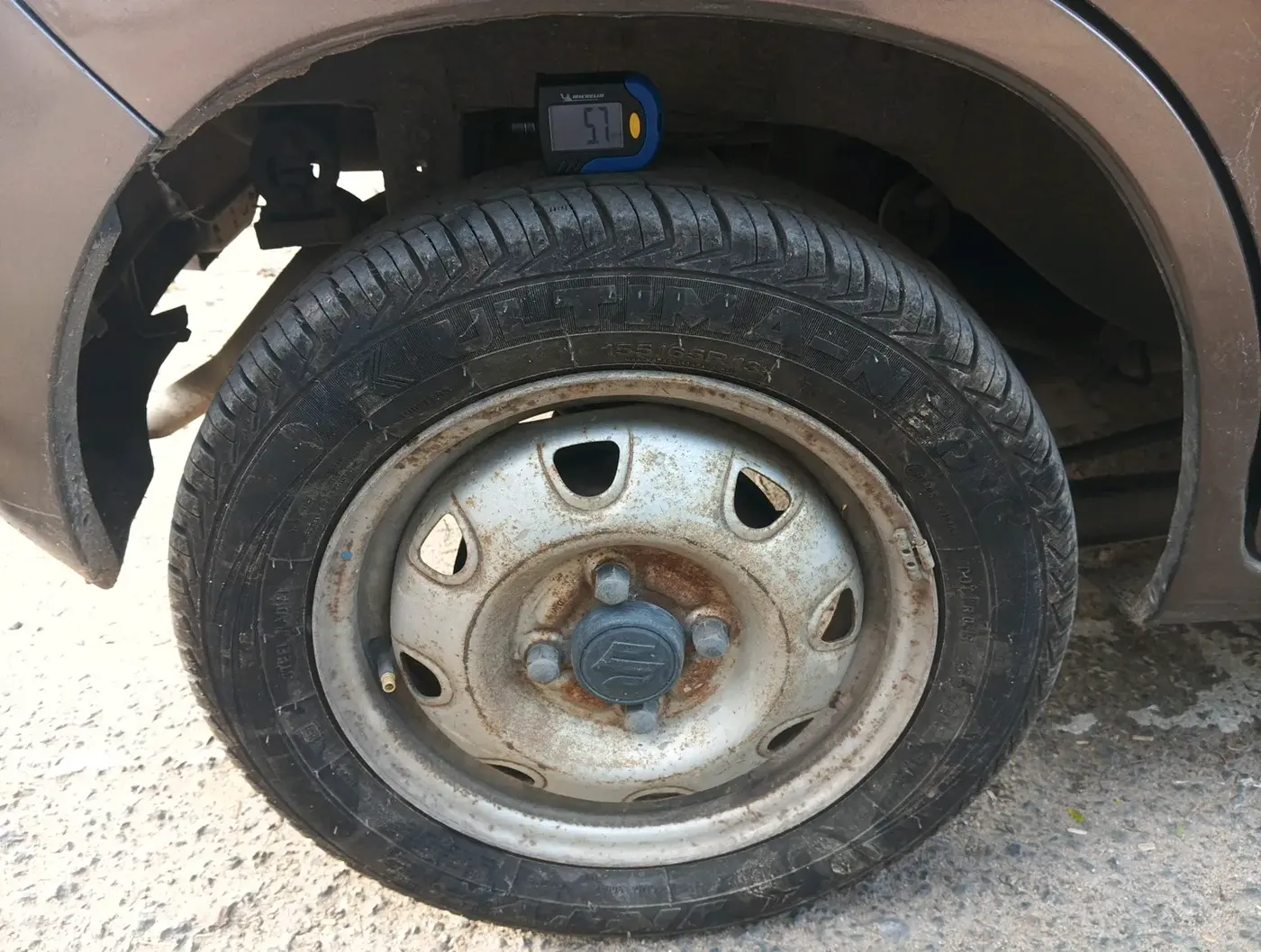 2011 Maruti Zen Estilo LXI, Petrol, Manual, 29,496 km, tyre