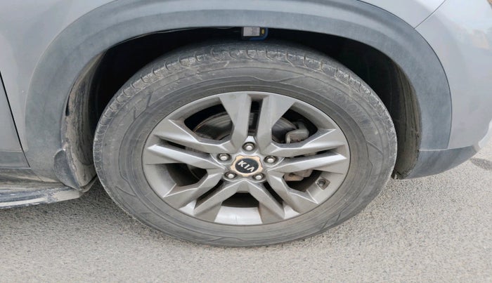 2020 KIA SELTOS HTX 1.5 PETROL, Petrol, Manual, 23,319 km, tyre