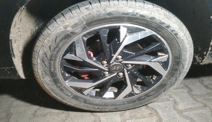 2022 Hyundai Creta EX 1.5 DIESEL, Diesel, Manual, 1,34,310 km, tyre