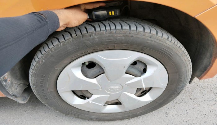 2017 Tata Tiago XZ PETROL, Petrol, Manual, 45,934 km, tyre