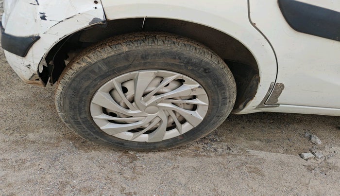 2016 Maruti Ritz LDI, Diesel, Manual, 90,698 km, tyre