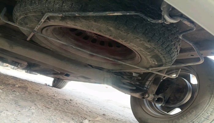 2022 Renault TRIBER RXZ, Petrol, Manual, 24,164 km, tyre