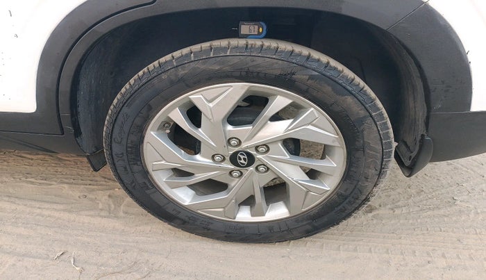 2020 Hyundai Creta E 1.5 PETROL, Petrol, Manual, 58,169 km, tyre