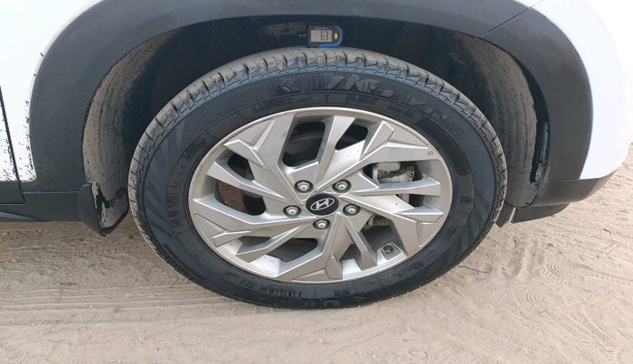 2020 Hyundai Creta E 1.5 PETROL, Petrol, Manual, 58,169 km, tyre