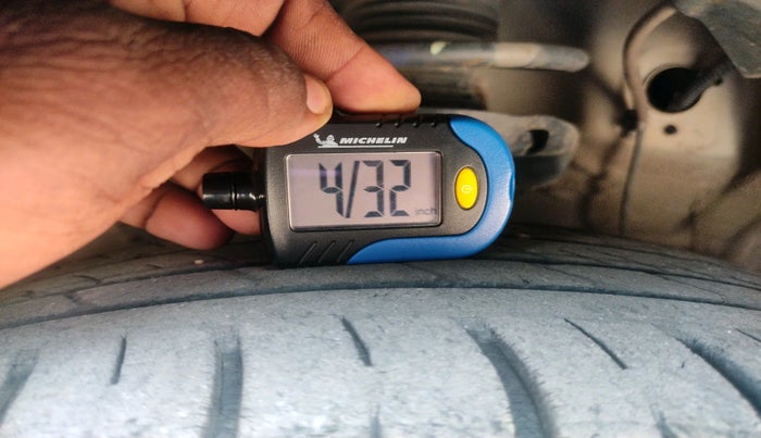 2021 Hyundai Creta SX 1.5 PETROL, Petrol, Manual, 35,900 km, tyre