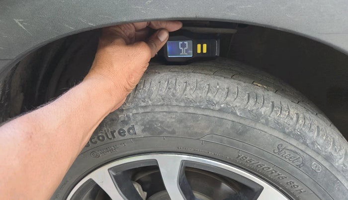 2022 Maruti XL6 ALPHA MT, Petrol, Manual, 62,651 km, tyre