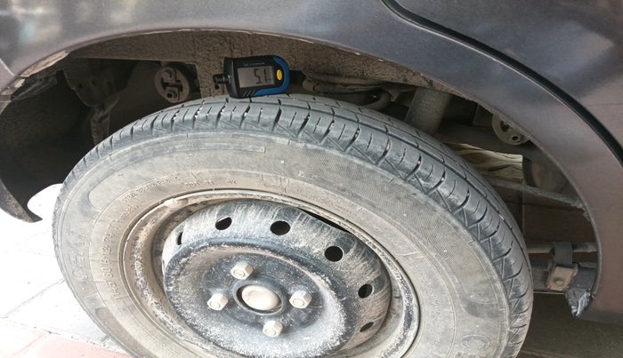 2021 Maruti Alto LXI CNG, Petrol, Manual, 44,600 km, tyre