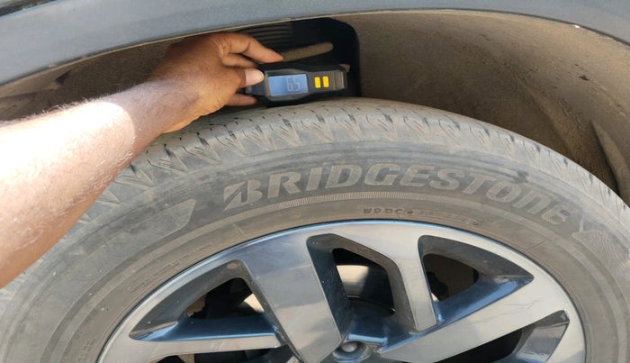 2021 Tata Harrier XZ PLUS 2.0L, Diesel, Manual, 48,568 km, tyre