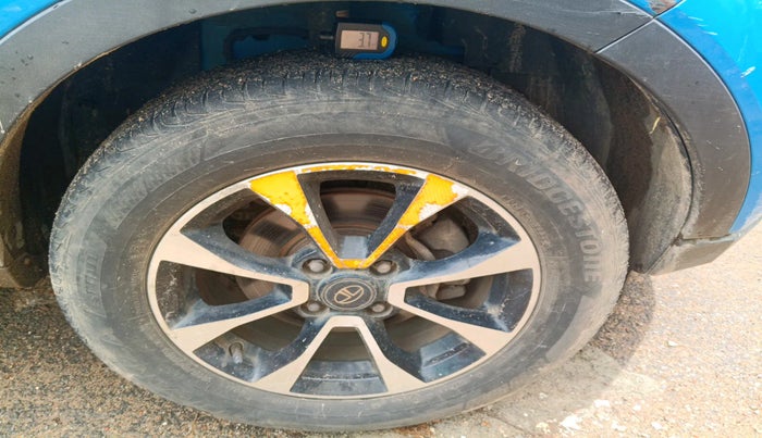 2020 Tata NEXON XZ PLUS PETROL, Petrol, Manual, 58,991 km, tyre