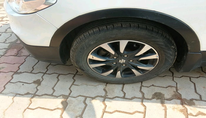 2021 Maruti S Cross ZETA 1.5, Petrol, Manual, 1,02,797 km, tyre