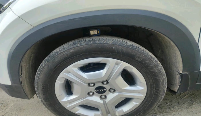 2023 KIA SONET HTK PLUS 1.0 IMT, Petrol, Manual, 13,869 km, tyre