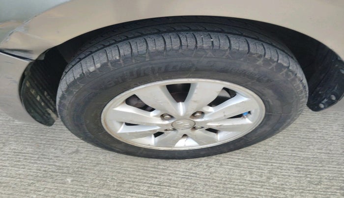 2012 Hyundai i20 ASTA 1.4 CRDI, Diesel, Manual, 1,46,800 km, tyre