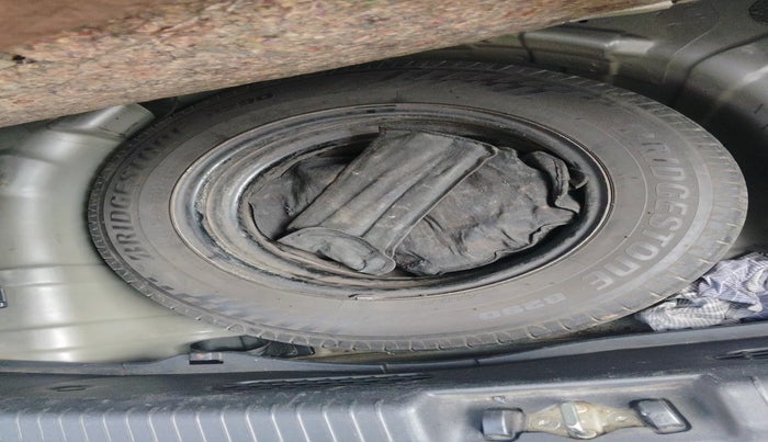 2012 Hyundai i20 ASTA 1.4 CRDI, Diesel, Manual, 1,46,800 km, tyre