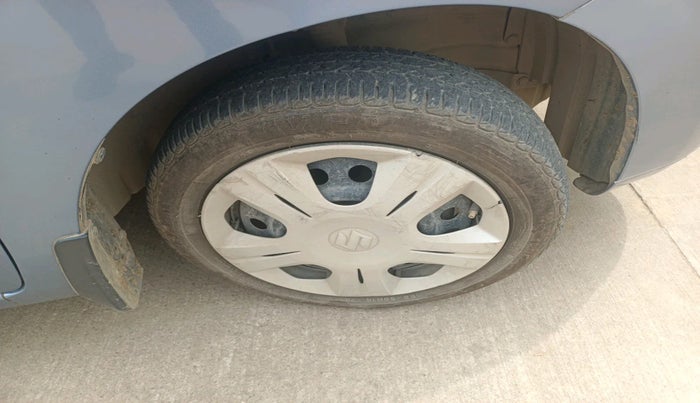 2012 Maruti Wagon R 1.0 VXI, Petrol, Manual, 43,989 km, tyre