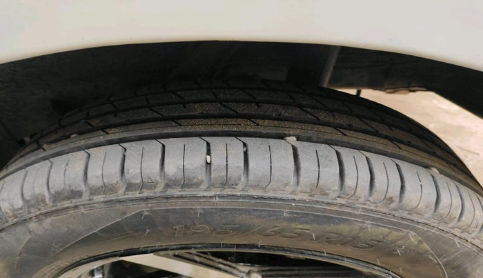 2021 Honda Amaze 1.2L I-VTEC S, Petrol, Manual, 1,07,043 km, tyre