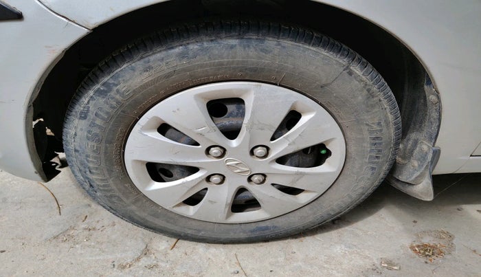 2012 Hyundai i10 MAGNA 1.1 LPG, Petrol, Manual, 46,983 km, tyre