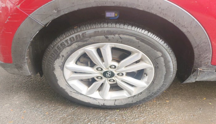 2015 Hyundai Creta SX PLUS 1.6 PETROL, Petrol, Manual, 74,906 km, tyre