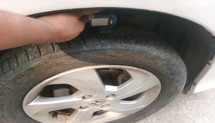 2016 Honda City 1.5L I-VTEC VX CVT, Petrol, Automatic, 96,622 km, tyre