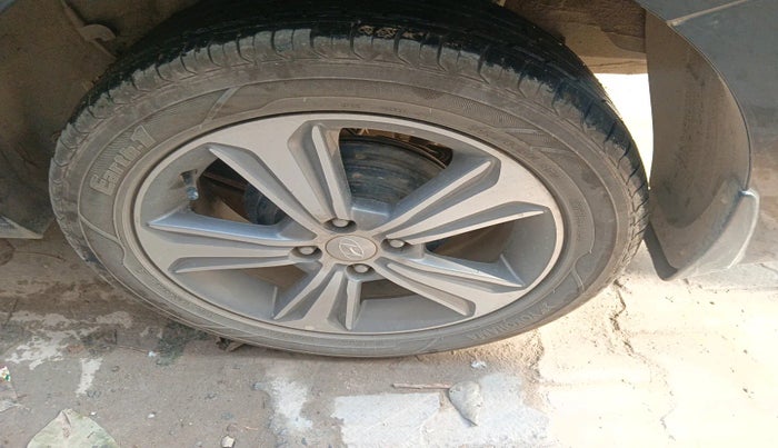 2018 Hyundai Verna 1.6 VTVT SX, Petrol, Manual, 62,516 km, tyre