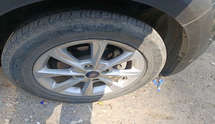 2019 Ford Ecosport TITANIUM 1.5L DIESEL, Diesel, Manual, 69,954 km, tyre