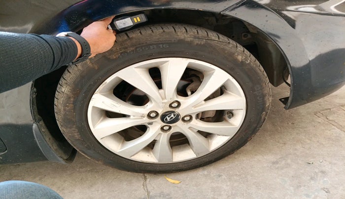 2014 Hyundai Verna FLUIDIC 1.6 CRDI SX AT, Diesel, Automatic, 93,447 km, tyre