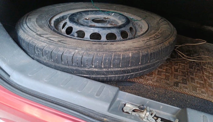 2014 Maruti Alto 800 LXI, Petrol, Manual, 59,386 km, tyre