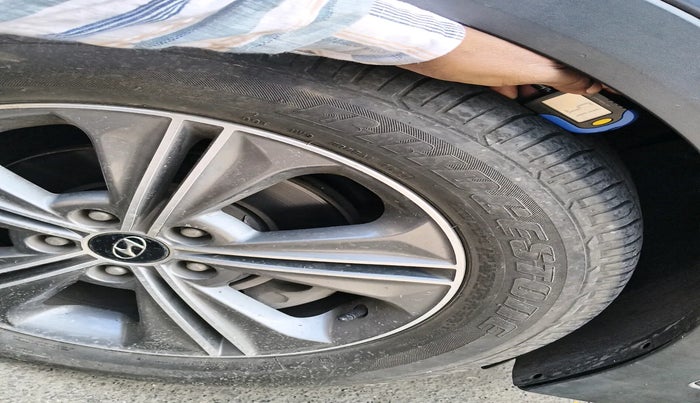 2017 Hyundai Creta SX PLUS AT 1.6 PETROL, Petrol, Automatic, 63,445 km, tyre