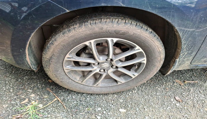 2019 Maruti Swift ZXI PLUS, Petrol, Manual, 69,966 km, tyre