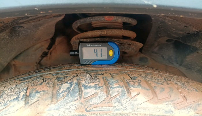 2019 Mahindra XUV300 W8 (O) 1.5 DIESEL, Diesel, Manual, 87,032 km, tyre