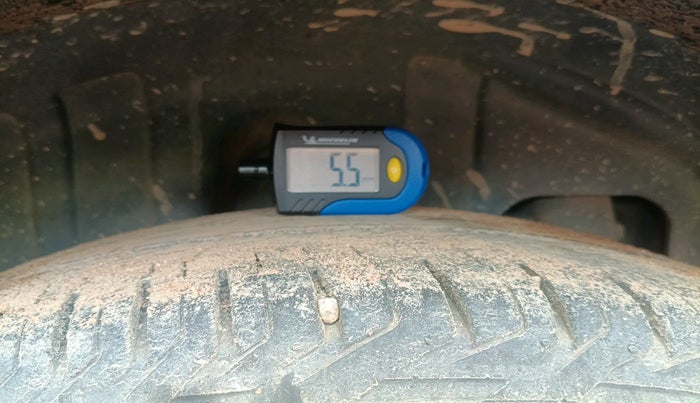 2019 Mahindra XUV300 W8 (O) 1.5 DIESEL, Diesel, Manual, 87,032 km, tyre