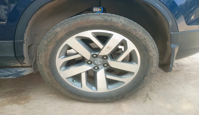 2023 Tata Safari XZA PLUS O 6STR, Diesel, Automatic, 23,741 km, tyre