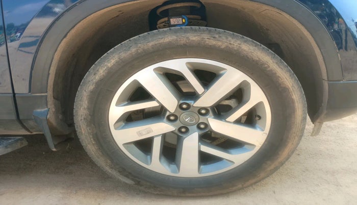 2023 Tata Safari XZA PLUS O 6STR, Diesel, Automatic, 23,741 km, tyre