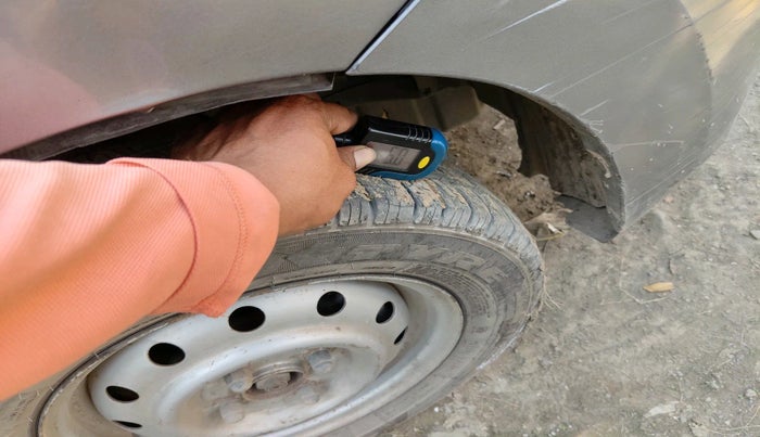 2017 Maruti Wagon R 1.0 LXI CNG, Petrol, Manual, 1,19,547 km, tyre