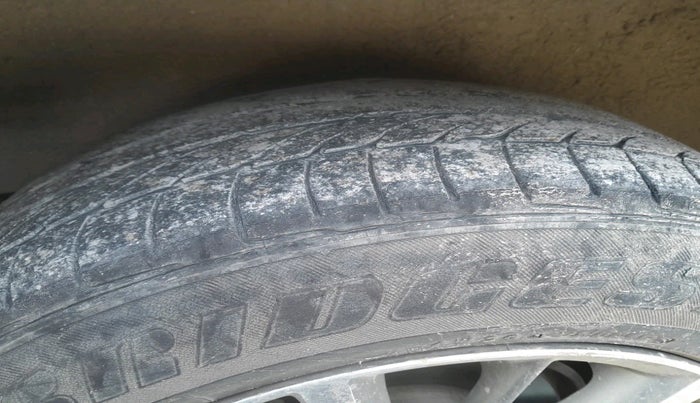 2016 Toyota Corolla Altis VL CVT PETROL, Petrol, Automatic, 88,162 km, tyre