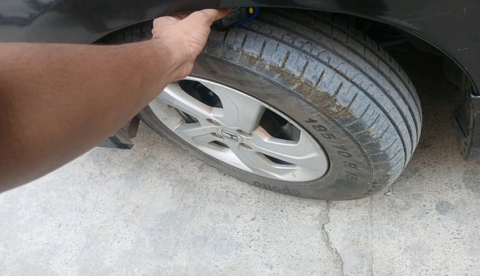 2016 Honda City 1.5L I-VTEC VX CVT, Petrol, Automatic, 1,45,297 km, tyre