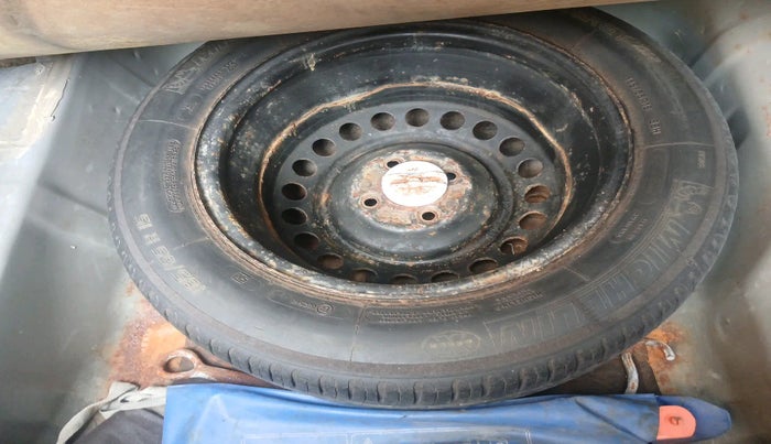 2016 Honda City 1.5L I-VTEC VX CVT, Petrol, Automatic, 1,45,297 km, tyre