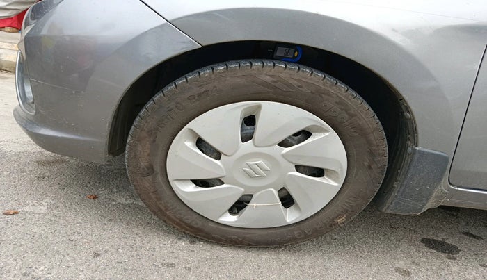 2017 Maruti Celerio ZXI AMT (O), Petrol, Automatic, 1,04,478 km, tyre