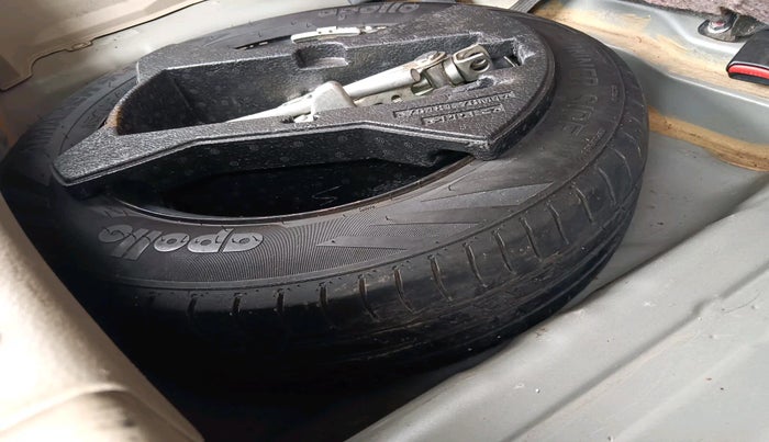 2017 Maruti Celerio ZXI AMT (O), Petrol, Automatic, 1,04,478 km, tyre