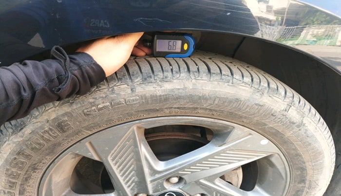 2020 Hyundai Verna SX 1.5 VTVT, Petrol, Manual, 53,144 km, tyre