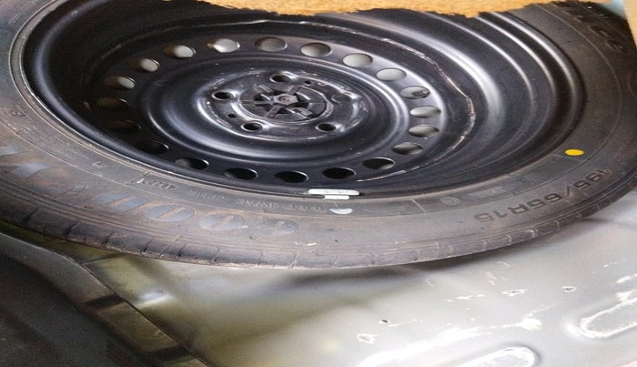 2022 KIA SONET X LINE 1.5 AT, Diesel, Automatic, 31,000 km, tyre