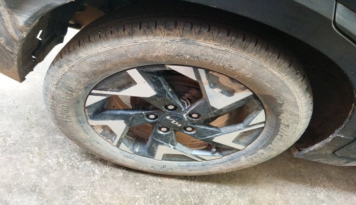 2022 KIA SONET X LINE 1.5 AT, Diesel, Automatic, 31,000 km, tyre