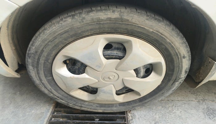 2017 Tata Tiago XT PETROL, Petrol, Manual, 53,838 km, tyre